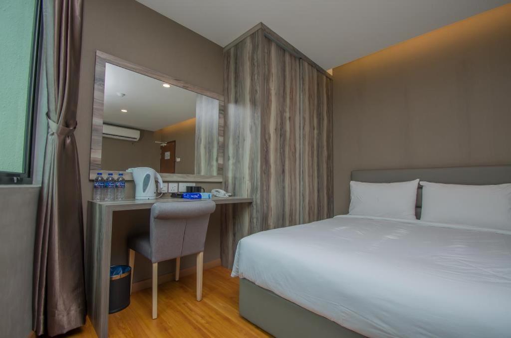 Insta Hotel Τζόχορ Μπάχρου Εξωτερικό φωτογραφία