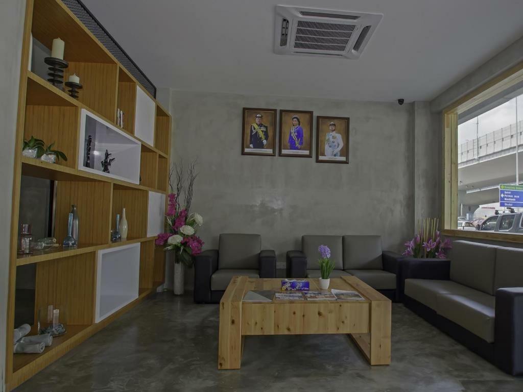 Insta Hotel Τζόχορ Μπάχρου Εξωτερικό φωτογραφία
